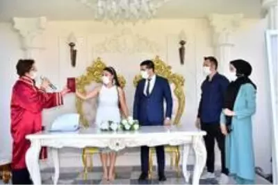 Son dakika haberi | Yeni normalin gözdesi kır nikahı Son dakika haberi | Yeni normalin gözdesi kır nikahı