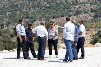 Yuntdağ mahalleleri grup yolundan memnun Yuntdağ mahalleleri grup yolundan memnun