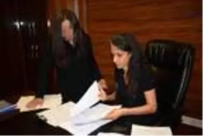 2 çocuk annesinden 'cinsel içerikli bir oyunda' para karşılığı soyunmasını isteyen reklamcıya 1 yıl 8 ay hapis 2 çocuk annesinden 'cinsel içerikli bir oyunda' para karşılığı soyunmasını isteyen reklamcıya 1 yıl 8 ay hapis