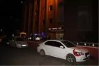 6 aylık evli damat kayınpederini öldürdü, kayınvalidesini yaraladı 6 aylık evli damat kayınpederini öldürdü, kayınvalidesini yaraladı