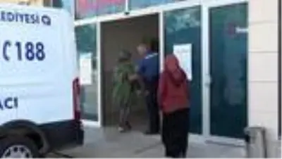 Abisi tarafından öldürülen 8 yaşındaki çocuğun cenazesi adli tıptan alındı Abisi tarafından öldürülen 8 yaşındaki çocuğun cenazesi adli tıptan alındı