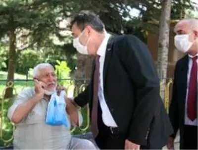 Afyonkarahisar'ın yüzde 99'u maske takıyor Afyonkarahisar'ın yüzde 99'u maske takıyor
