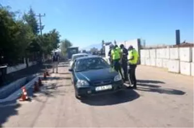 Aksaray'da Covid-19 denetimi Aksaray'da Covid-19 denetimi