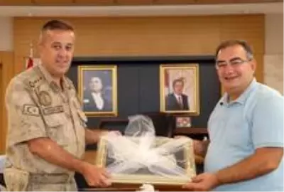 Albay Başaklıgil'den Başkan Bulut'a veda ziyareti Albay Başaklıgil'den Başkan Bulut'a veda ziyareti