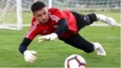 Ali Şaşal Vural, Sivasspor'la sözleşme yeniliyor! Ali Şaşal Vural, Sivasspor'la sözleşme yeniliyor!