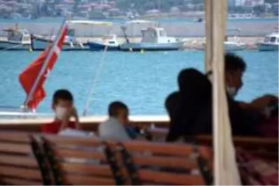 Son dakika haber: Ayvalık'ta 46 düzensiz göçmen Sahil Güvenlik ekipleri tarafından kurtarıldı Son dakika haber: Ayvalık'ta 46 düzensiz göçmen Sahil Güvenlik ekipleri tarafından kurtarıldı
