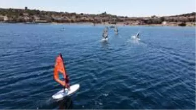 Son dakika haber... Ayvalık windsurfte de iddialı Son dakika haber... Ayvalık windsurfte de iddialı