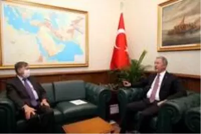 Bakan Akar ABD Ankara Büyükelçisi Satterfield'i kabul etti Bakan Akar ABD Ankara Büyükelçisi Satterfield'i kabul etti