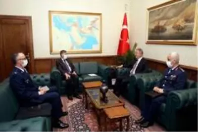 Bakan Akar ABD Ankara Büyükelçisi Satterfield'i kabul etti Bakan Akar ABD Ankara Büyükelçisi Satterfield'i kabul etti