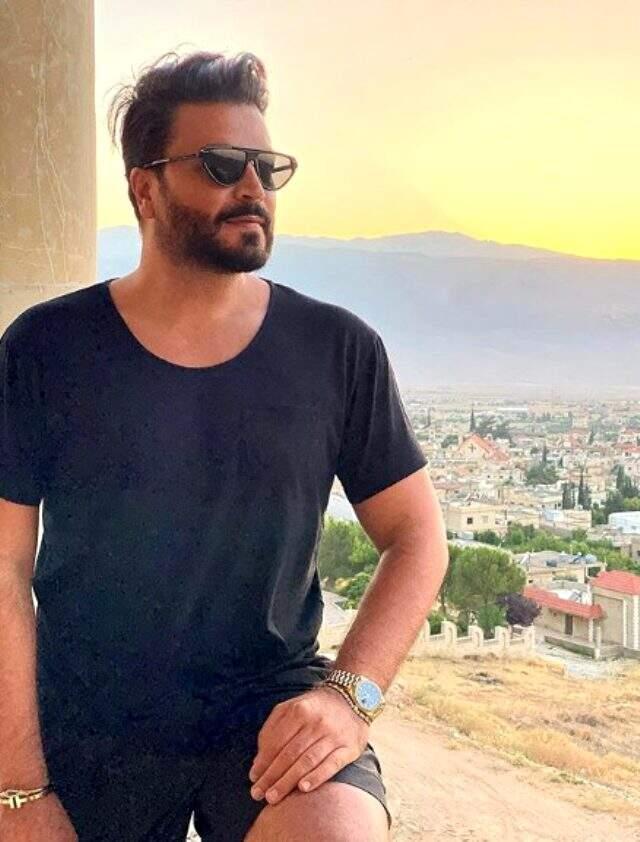 Beyrut'taki patlamada modacı Zuhair Murad'ın ofisi kullanılmaz hale geldi Beyrut'taki patlamada modacı Zuhair Murad'ın ofisi kullanılmaz hale geldi