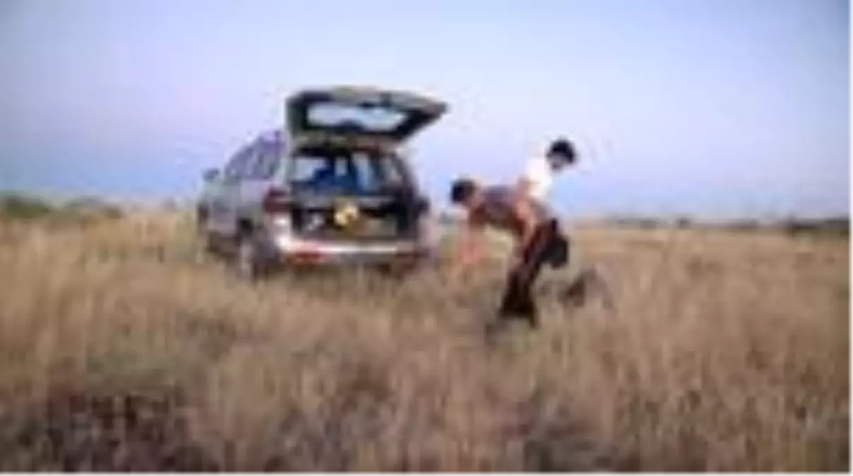 Bireysel sporda farkındalık oluşturmak için dolunayda jimnastik gösterisi yaptı