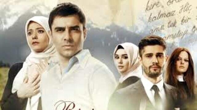 Bizim Hikaye Filmi oyuncu kadrosunda kimler var? Bizim Hikaye Filmi konusu ne?