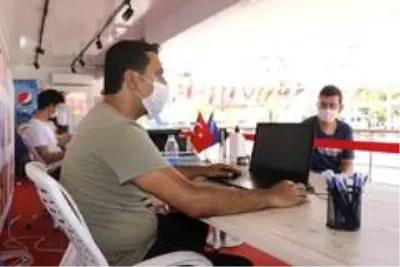 Büyükşehir gençlere rehber oluyor Büyükşehir gençlere rehber oluyor