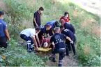 Çankırı'da çaya atlayan kadını itfaiye kurtardı Çankırı'da çaya atlayan kadını itfaiye kurtardı