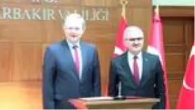 DİYARBAKIR AB Türkiye Delegasyonu Başkanı Berger'den Vali Karaloğlu'na ziyaret DİYARBAKIR AB Türkiye Delegasyonu Başkanı Berger'den Vali Karaloğlu'na ziyaret