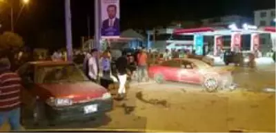 Elazığ'da trafik kazası: 2 yaralı Elazığ'da trafik kazası: 2 yaralı