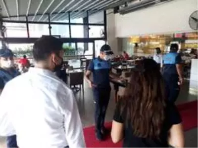 Esenyurt'ta zabıta ekiplerinden korona virüs denetimi Esenyurt'ta zabıta ekiplerinden korona virüs denetimi
