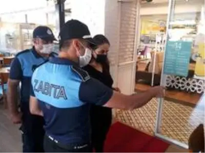 Esenyurt'ta zabıta ekiplerinden korona virüs denetimi Esenyurt'ta zabıta ekiplerinden korona virüs denetimi