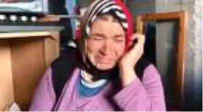 Evleri yanan aile gözyaşlarına boğuldu Evleri yanan aile gözyaşlarına boğuldu