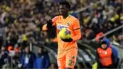 Fabrice N'Sakala, Beşiktaş'a transfer olduğunu Instagram hesabından duyurdu Fabrice N'Sakala, Beşiktaş'a transfer olduğunu Instagram hesabından duyurdu