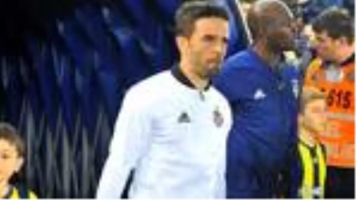 Gökhan Gönül Beşiktaş'a veda ettiğini açıkladı! Fenerbahçe...