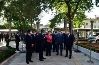 İbrahim Kalın, büyükelçilerle Ayasofya'yı ziyaret ediyor İbrahim Kalın, büyükelçilerle Ayasofya'yı ziyaret ediyor