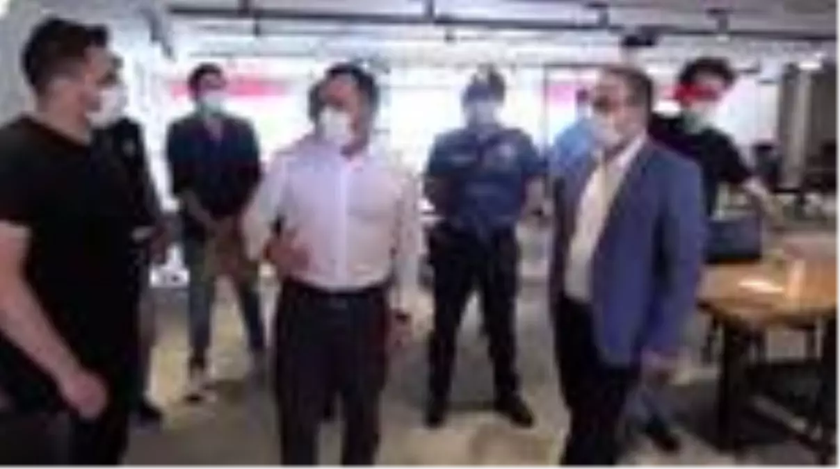 İSTİKLAL CADDESİ'NDE KORONAVİRÜS DENETİMİ