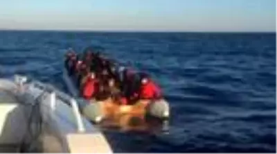 İzmir'de 44 göçmen kurtarıldı İzmir'de 44 göçmen kurtarıldı