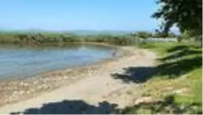 İznik Gölü neredeyse 20 metre çekildi! Vatandaşlar tedirgin İznik Gölü neredeyse 20 metre çekildi! Vatandaşlar tedirgin