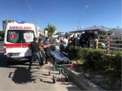 Kanala uçan otomobilde can pazarı Kanala uçan otomobilde can pazarı