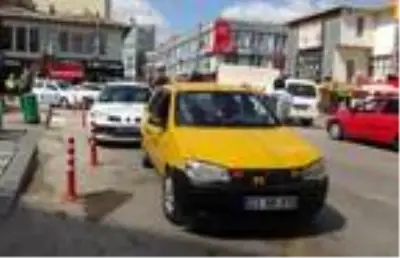 Korsan taksi, koronavirüs denetimine takıldı Korsan taksi, koronavirüs denetimine takıldı