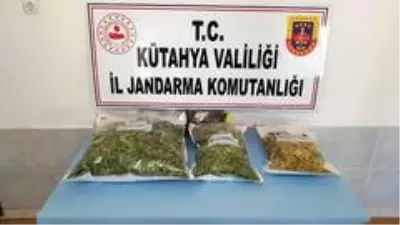 Kütahya'da evin çatısında bin 530 gram kubar esrar ele geçirildi Kütahya'da evin çatısında bin 530 gram kubar esrar ele geçirildi