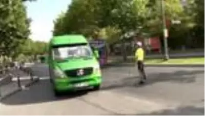 Maskesiz ticari taksiye binen yolcu ceza yemekten kurtulamadı Maskesiz ticari taksiye binen yolcu ceza yemekten kurtulamadı