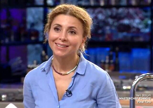 MasterChef Türkiye'de bir ilk! 6 kişilik final bu sefer 4 kişiyle oynandı MasterChef Türkiye'de bir ilk! 6 kişilik final bu sefer 4 kişiyle oynandı