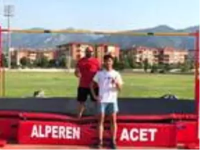 Milli atlet Alperen Acet, Avrupa'da 5'inci sıraya yükseldi Milli atlet Alperen Acet, Avrupa'da 5'inci sıraya yükseldi