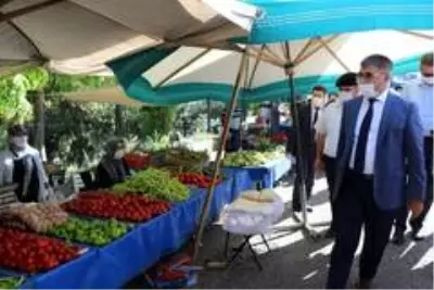 'Oğlum ben sana bir şey diyeceğim' diye çağırdığı valiye söyledikleri ders niteliğindeydi 'Oğlum ben sana bir şey diyeceğim' diye çağırdığı valiye söyledikleri ders niteliğindeydi