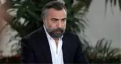 Oktay Kaynarca, kendisinden 30 yaş küçük olan sevgilisiyle görüntülendi Oktay Kaynarca, kendisinden 30 yaş küçük olan sevgilisiyle görüntülendi