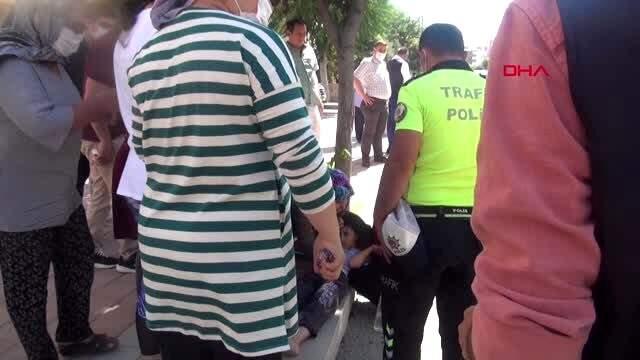 Otomobilin çarptığı küçük kız 'kurtulacak mıyım?' diyerek gözyaşlarına boğuldu Otomobilin çarptığı küçük kız 'kurtulacak mıyım?' diyerek gözyaşlarına boğuldu