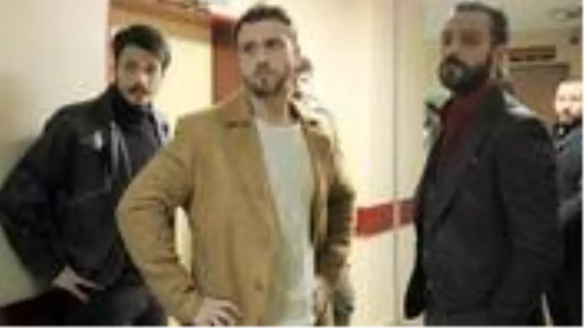 Oyuncu İrem Sak, Çukur dizisinin kadrosuna dahil oldu