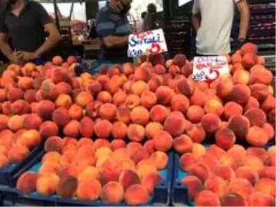 Semt pazarlarının zam rekortmeni limon oldu Semt pazarlarının zam rekortmeni limon oldu