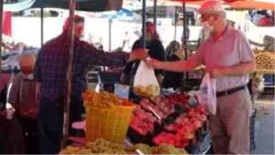 Pazarlarda mahsul artınca fiyatlar düştü Pazarlarda mahsul artınca fiyatlar düştü