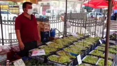 Pazarlarda mahsul artınca fiyatlar düştü Pazarlarda mahsul artınca fiyatlar düştü