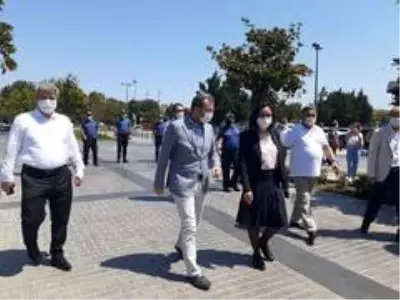 Pendik'te iş yerlerinde korona virüs denetimleri Pendik'te iş yerlerinde korona virüs denetimleri