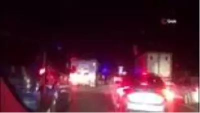 Sandıklı'da zincirleme kaza: 1 kişi öldü, 3 kişi yaralandı Sandıklı'da zincirleme kaza: 1 kişi öldü, 3 kişi yaralandı