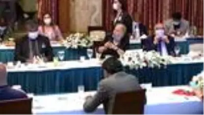 Şentop: '(TBMM personeli kadro yapısı) Bundan rahatsız olduğumu ifade etmek istiyorum' Şentop: '(TBMM personeli kadro yapısı) Bundan rahatsız olduğumu ifade etmek istiyorum'