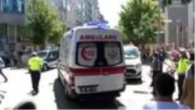 Sokak ortasında silahlı saldırı: 1 yaralı Sokak ortasında silahlı saldırı: 1 yaralı
