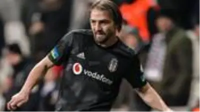 Son Dakika: Gökhan Gönül'ün ardından Caner Erkin de Beşiktaş'tan ayrıldı Son Dakika: Gökhan Gönül'ün ardından Caner Erkin de Beşiktaş'tan ayrıldı