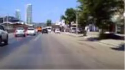Trafikte makas atan sürücüye 1228 lira ceza Trafikte makas atan sürücüye 1228 lira ceza