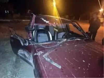 Son dakika haberi: Traktöre bağlı römorka çarparak hurdaya dönen Tofaş'ta 3 kişi yaralandı Son dakika haberi: Traktöre bağlı römorka çarparak hurdaya dönen Tofaş'ta 3 kişi yaralandı