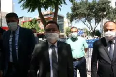Vali Çiçek: 'Korona virüste kötü durumda değiliz demekten dahi korkuyorum' Vali Çiçek: 'Korona virüste kötü durumda değiliz demekten dahi korkuyorum'